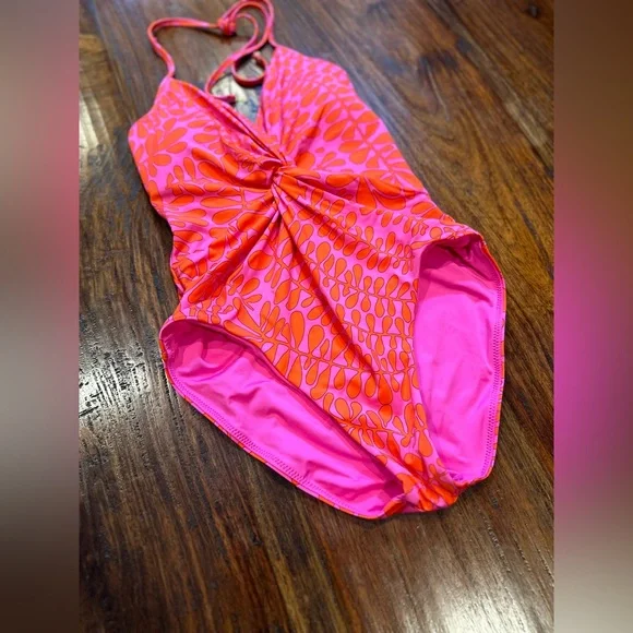 NWT! Trina Turk Trellis Plunge One Piece Swimsuit Bathing Suit Size 14 🌺🌴☀️ - Picture 7 of 12